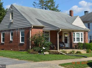11 S Fulton St, Manheim, PA 17545