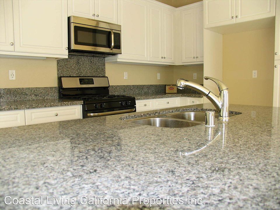 1st image of 1787 Daffodil Ave