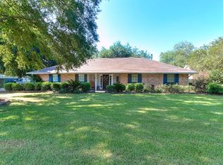 1722 Rollins Rd, Zachary, LA 70791