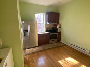 2141 S 11th St #2, Philadelphia, PA 19148
