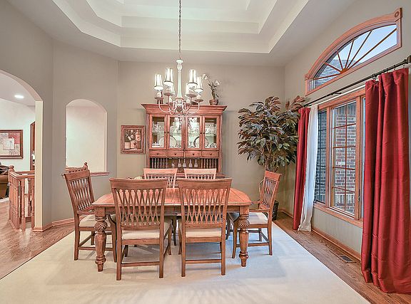 5th image of 17359 Deer Point Dr