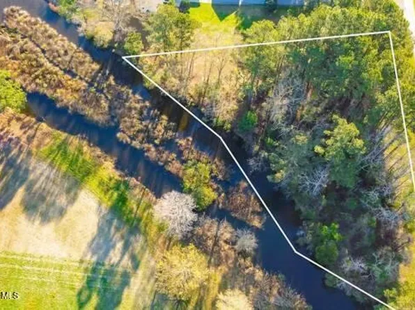 249 Roland Road, Arapahoe, NC 28510