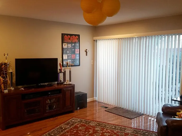 32261 Southfield Rd — Photo 9