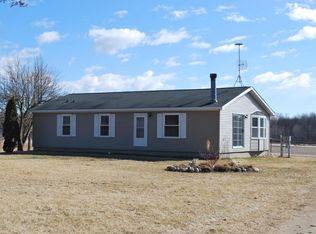 3371 S Nickerson Rd, Crystal, MI 48818