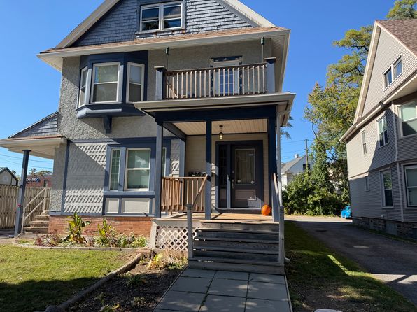 21 Cornell St #3