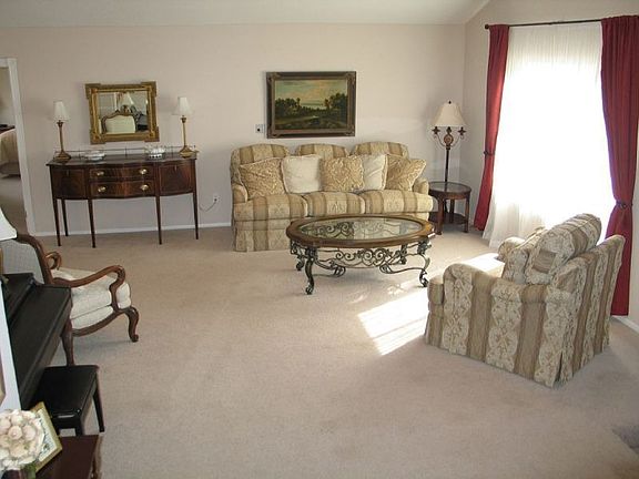2nd image of 745 W Dalton Ct