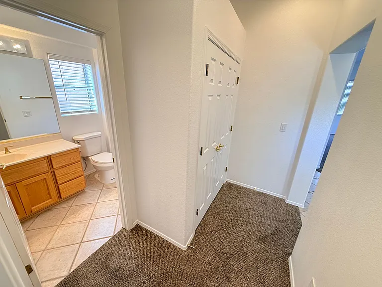 2337 Sun Cliffs St — Photo 8