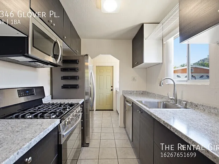 2346 Glover Pl — Photo 10