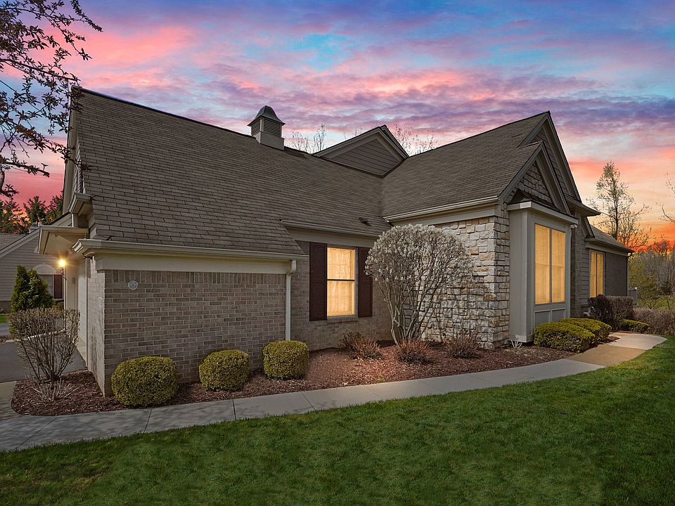 1st image of 17020 Lochmoor Cir E