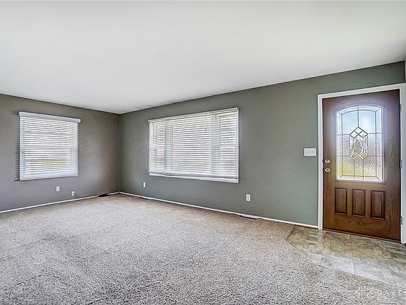 3rd image of 5356 Robinwood Ave