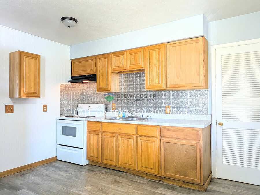 1st image of 15251 Lincoln Way W