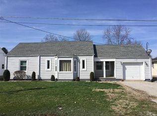 506 E Adams Ave, Casey, IL 62420