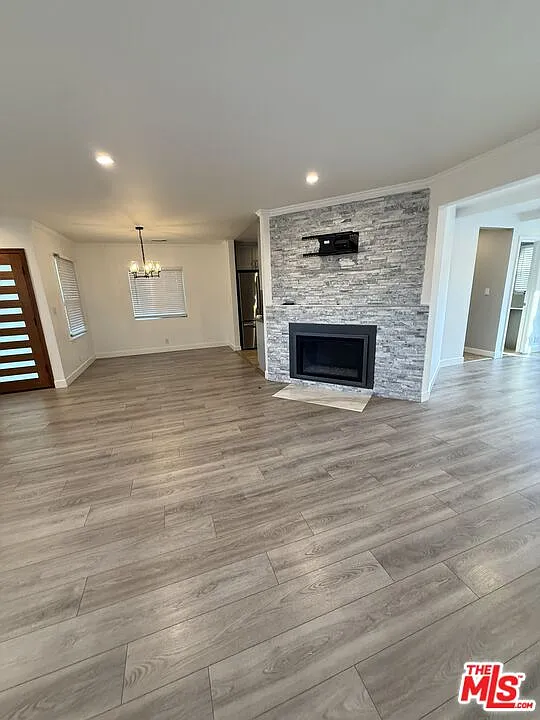 2 bed, 2.0 bath, 1528 sqft, $5,100 — Photo 3