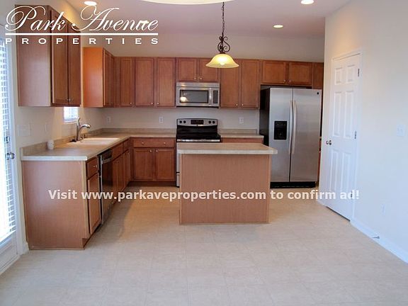 5th image of 377 Collinsworth Dr