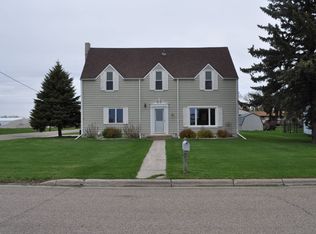 601 Newell Ave SW, Cooperstown, ND 58425