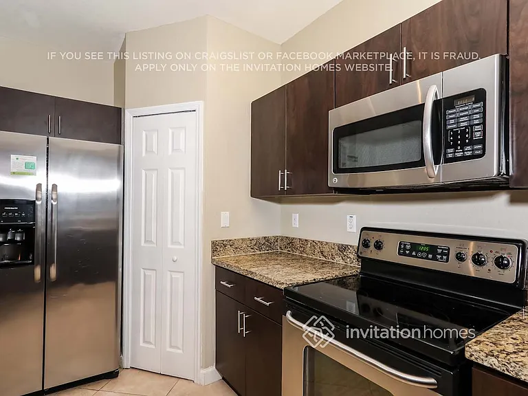 12274 SW 123rd Pl — Photo 7