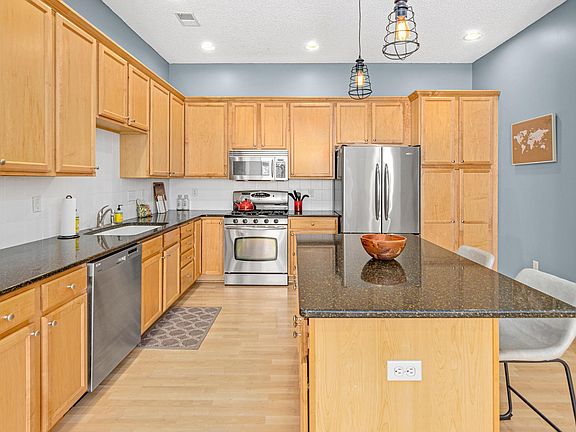 5th image of 3700 Wooddale Ave S Unit 6