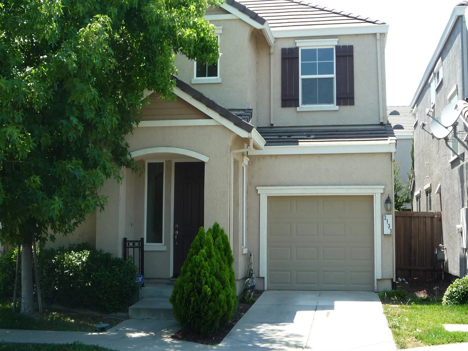 3133 Spoonwood Way photo 1