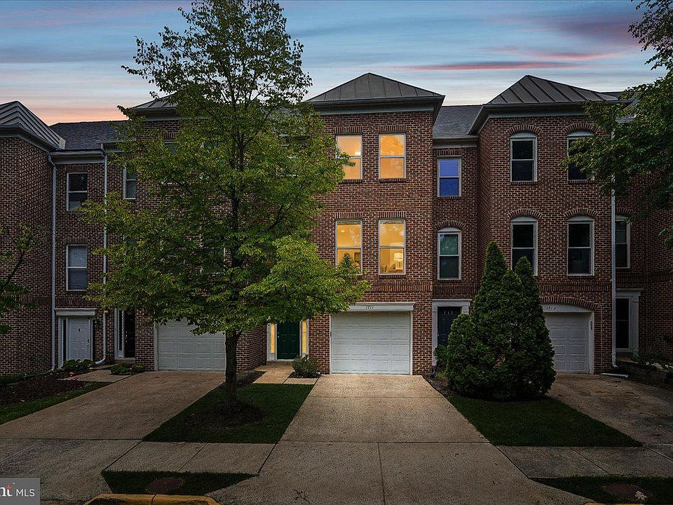 1st image of 1711 Blue Flint Ct
