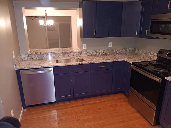 brand new cabinets and countertops