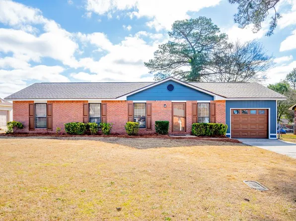 105 Richburg St, Phenix City, AL 36869