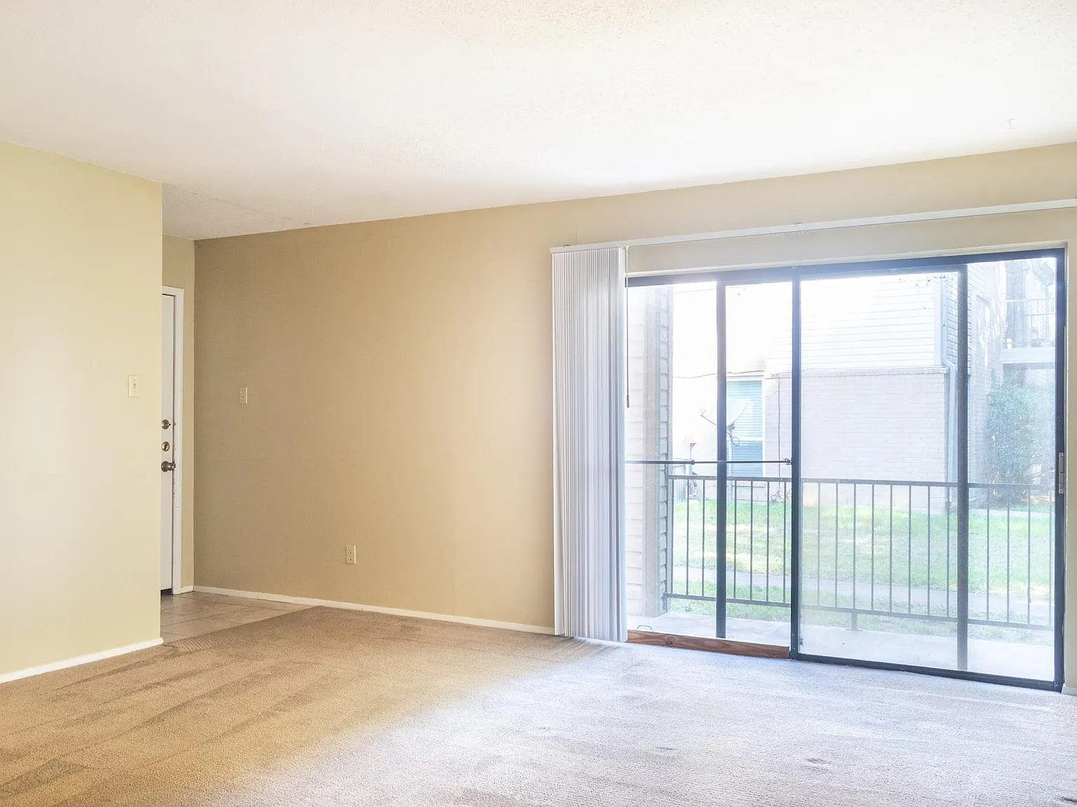 203 Winter Park — Photo 3