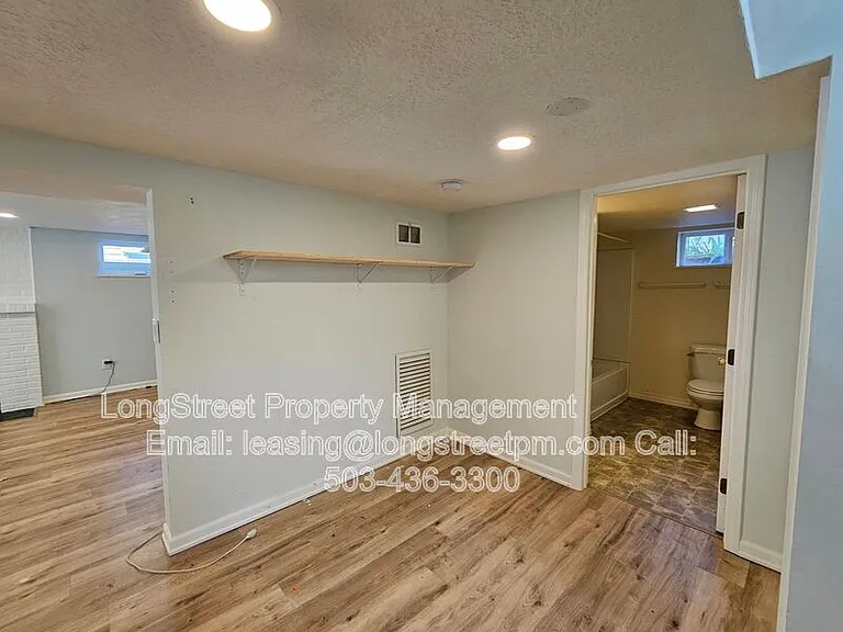 7036 N Concord Ave — Photo 12
