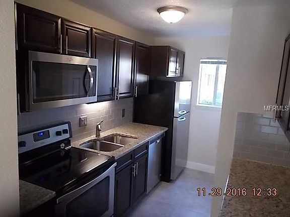 5th image of 127 114th Ave N #127