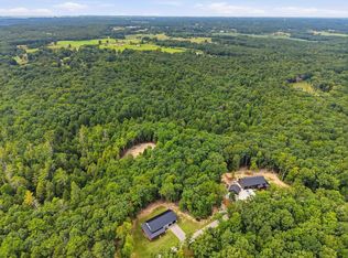 556 Acorn Ln, Jamestown, TN 38556