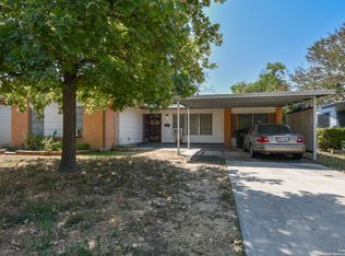 414 E Ackard Pl, San Antonio, TX 78221
