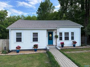 109 5th St W, Grant, AL 35747