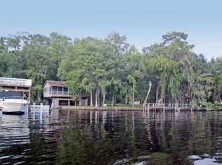 1920 Alice Dr, Astor, FL 32102