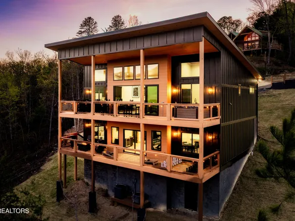 2634 Whipoorwill Hill Way, Sevierville, TN 37862