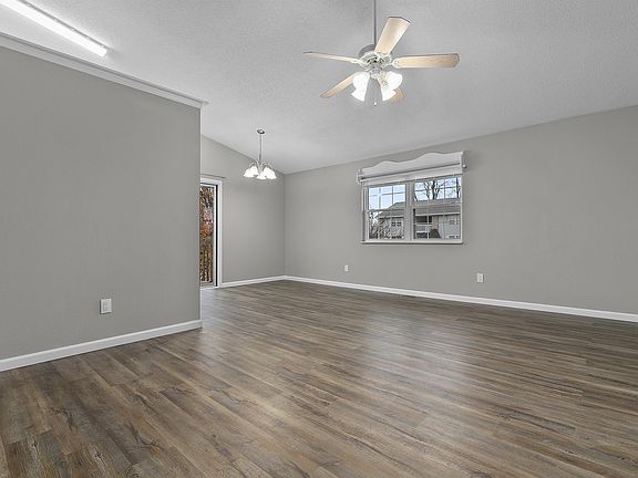 5th image of 2636 Villa Park Dr APT B