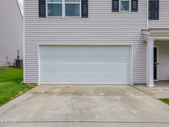 3rd image of 8036 Free Range Ln