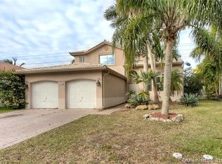 315 W Cypress Cove Cir, Fort Lauderdale, FL 33325