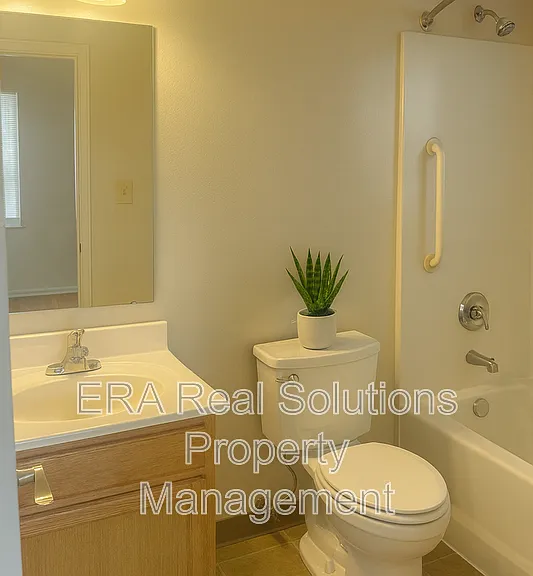 371 Mayfair Blvd #D — Photo 6