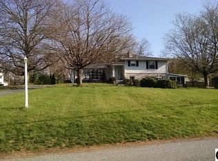 1900 Sauers Rd, Harrisburg, PA 17110