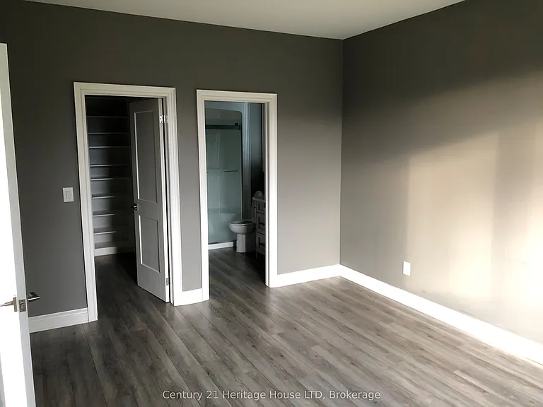 8439 Willoughby Dr W — Photo 5
