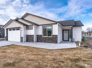 196 Pershing Cir, Wenatchee, WA 98801