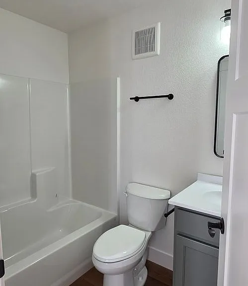 1026 Center Dr — Photo 10