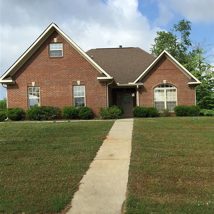 1st image of 150 Lake Pointe Dr