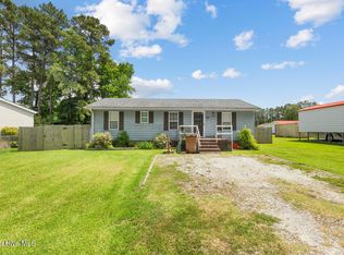 113 Ives Ln, Jacksonville, NC 28540