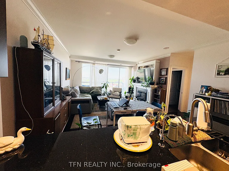 160 Macdonell St #1508 — Photo 7