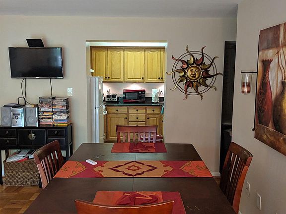 5th image of 10304 Rockville Pike #10304