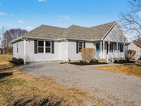 3rd image of 2628 Galahad Dr
