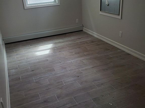 3rd image of 2519 Woodhull Ave #1