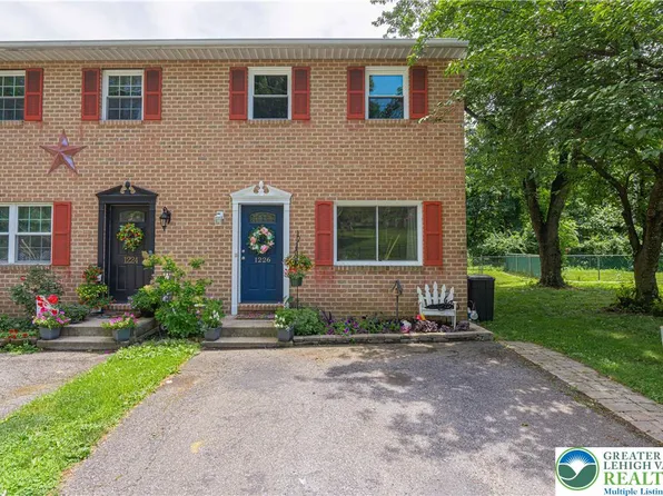 1226 Graham St, Fountain Hill, PA 18015