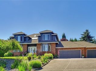4016 Wildflower Ct, Mount Vernon, WA 98273