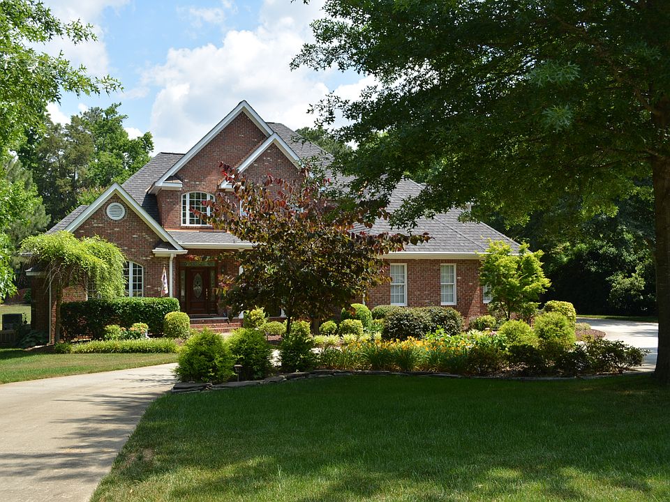 All Brick 4 BR*Luxurious